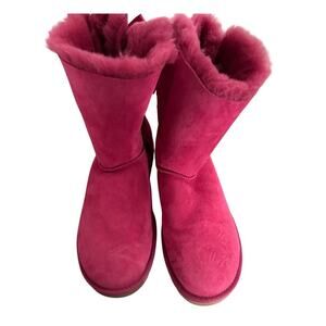 UGG Australia Women's Hot Pink  Bailey Bow II Boots Suede Shearling Size 8 New